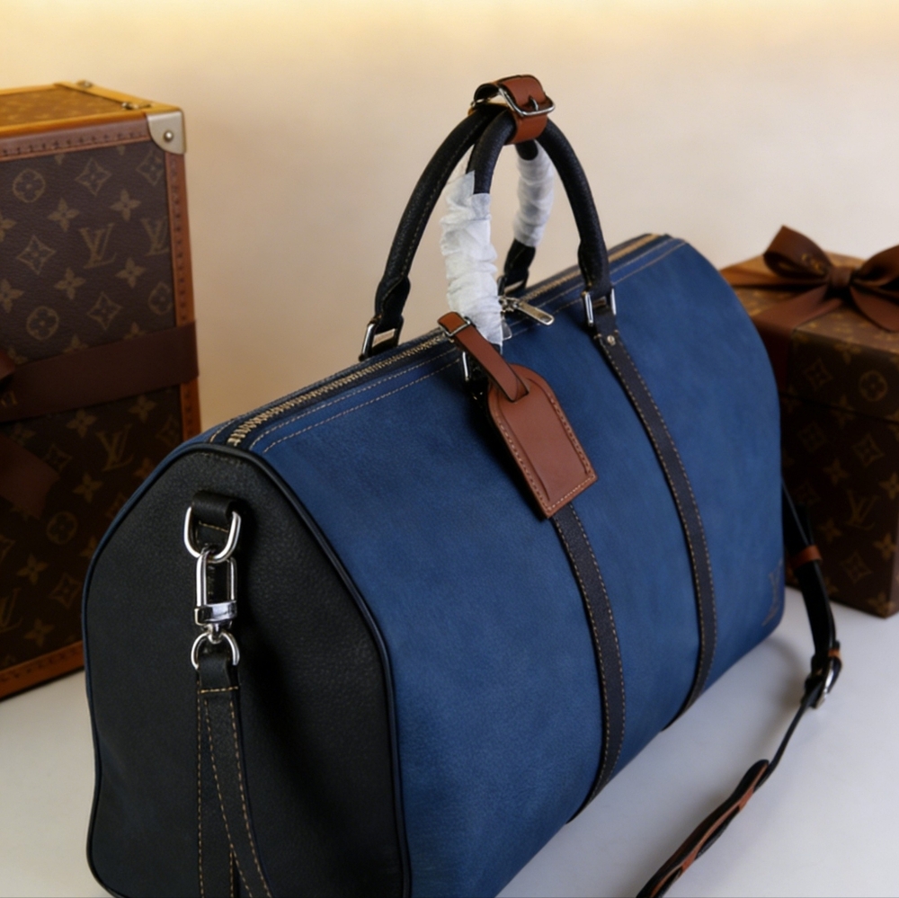 <AUTHENTIC>Louis Vuitton Leather Travel Bag - Picture 2 of 6
